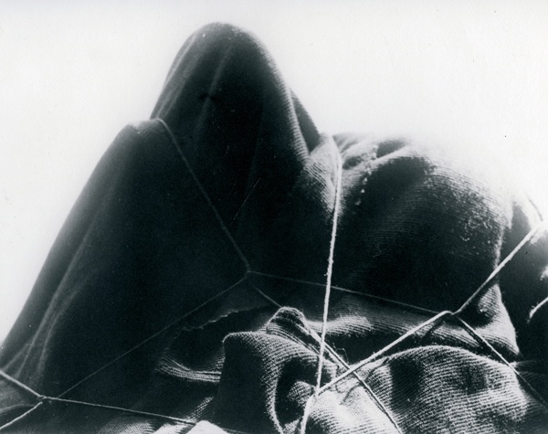 Man Ray, L'Énigme d'Isidore Ducasse (Het raadsel van Isidore Ducasse), 1920