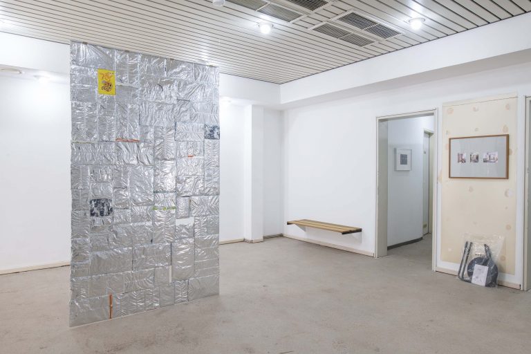 “No sleeper seats, that's a mattress” at Cherry Hill, Cologne — Mousse