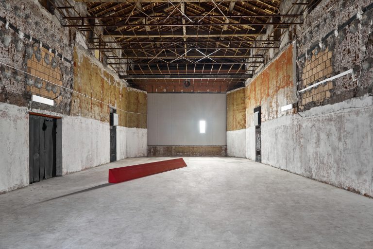 Alex Thake “I Know This Much is True” at Triangolo, Cremona — Mousse Magazine and Publishing