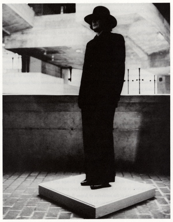 James Lee Byars　Days in Japan James Lee Byars: Days in Japan: Shinobu, Sakagami